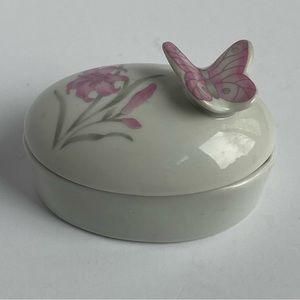 Jasco Trinket Box Petal and Wings White Porcelain Pink Butterfly Lily 3” Vintage